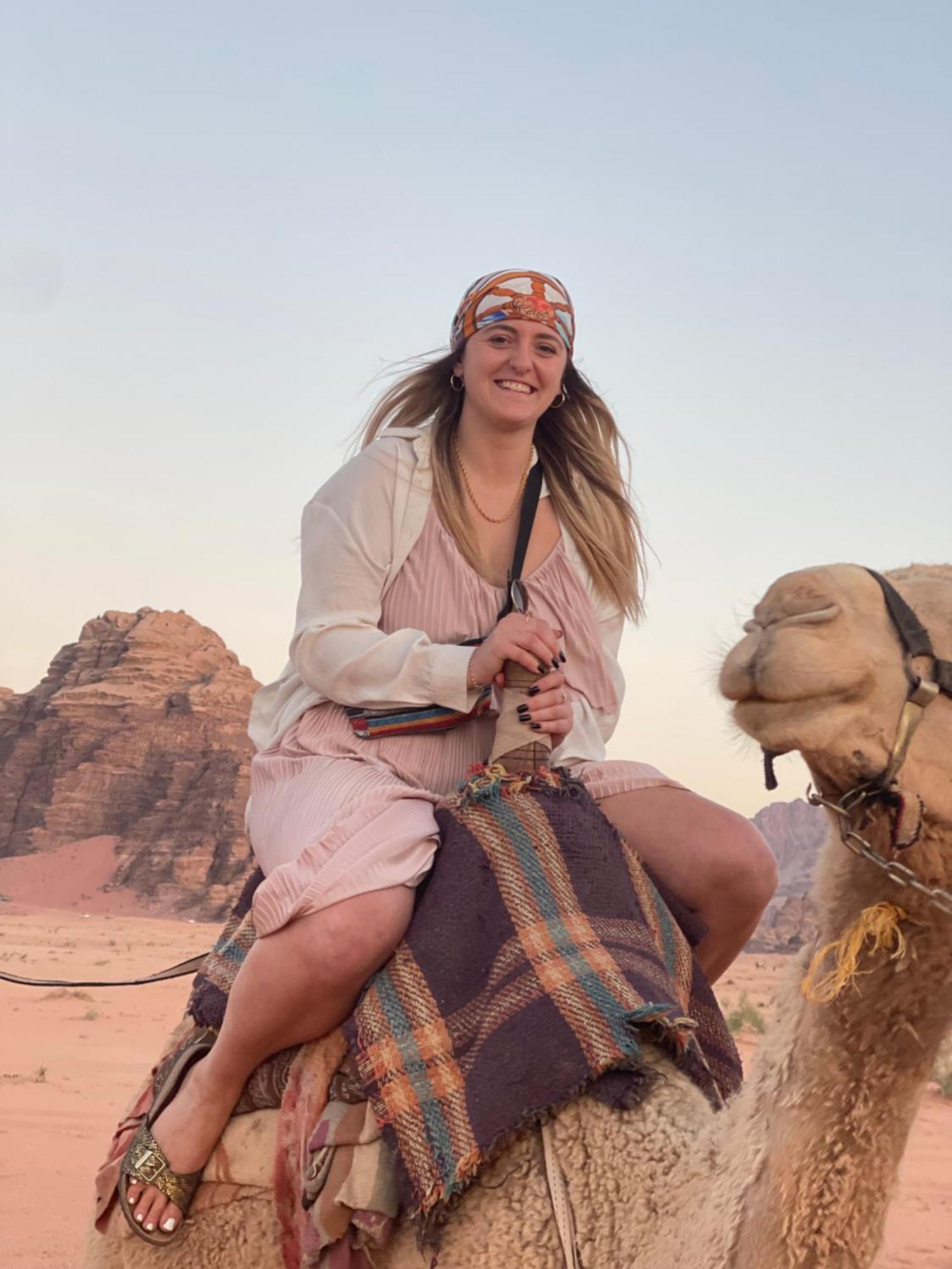 Wadi Rum Sunset Camp Exterior photo